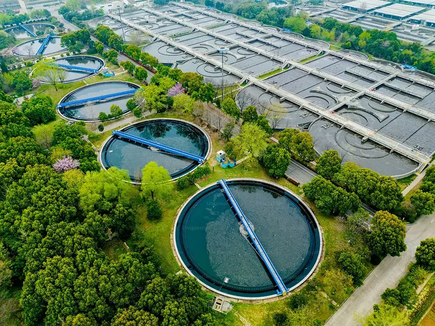 Water treatment tanks